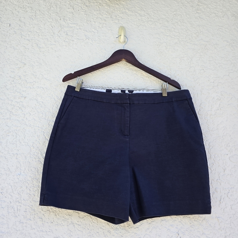 Boden Classic Navy Mid-Rise Chino Shorts Size 12